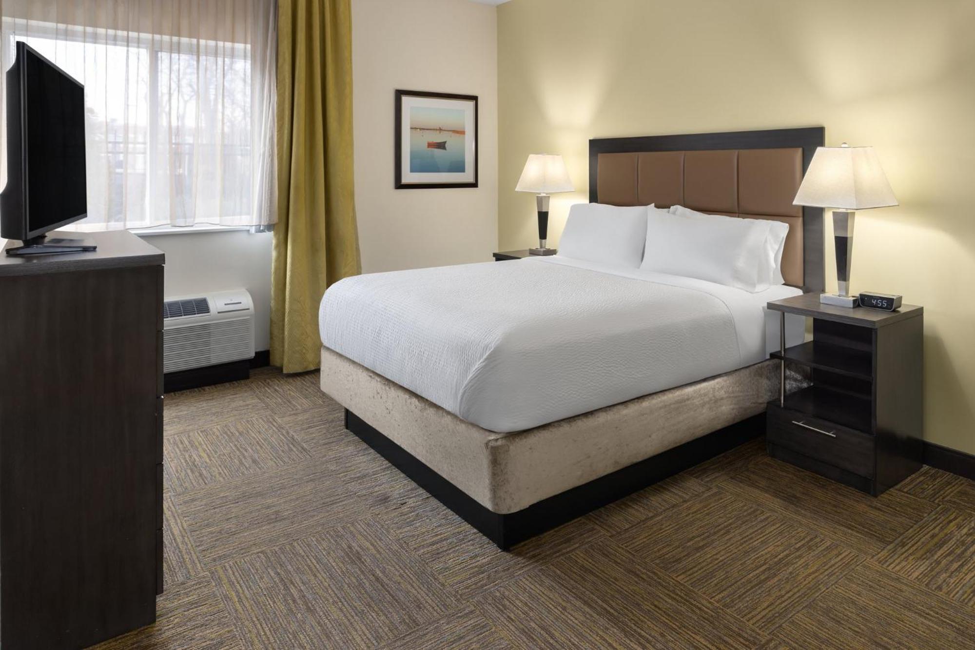 Candlewood Suites Philadelphia - Airport Area By Ihg Chester Eksteriør bilde