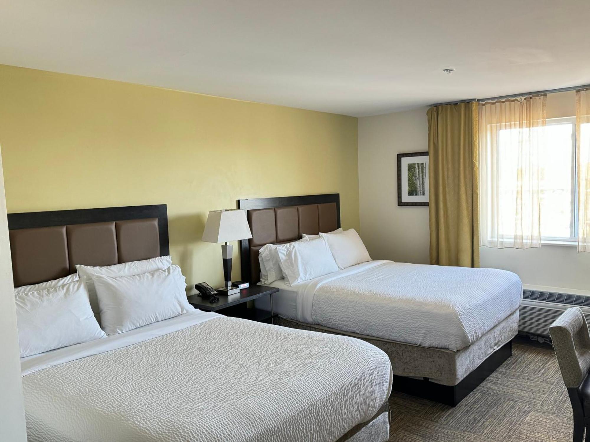 Candlewood Suites Philadelphia - Airport Area By Ihg Chester Eksteriør bilde